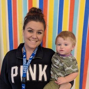 Meet your Posher, Annie